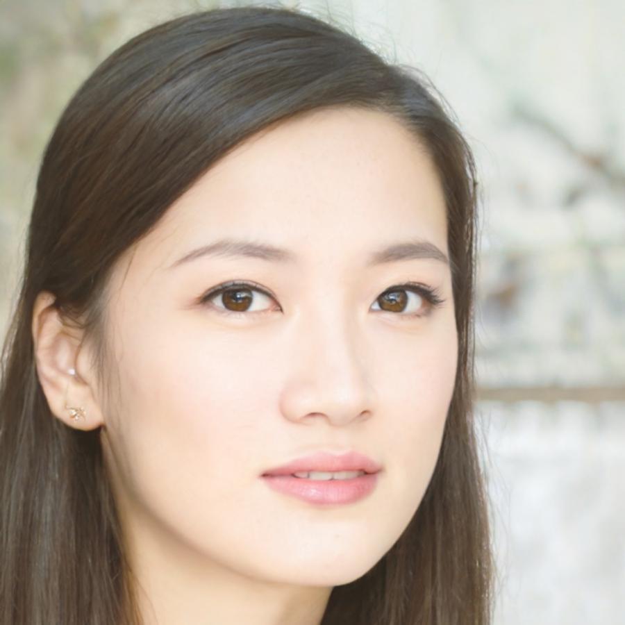 Franziska Weinberger, erfahrene Finanzanalystin